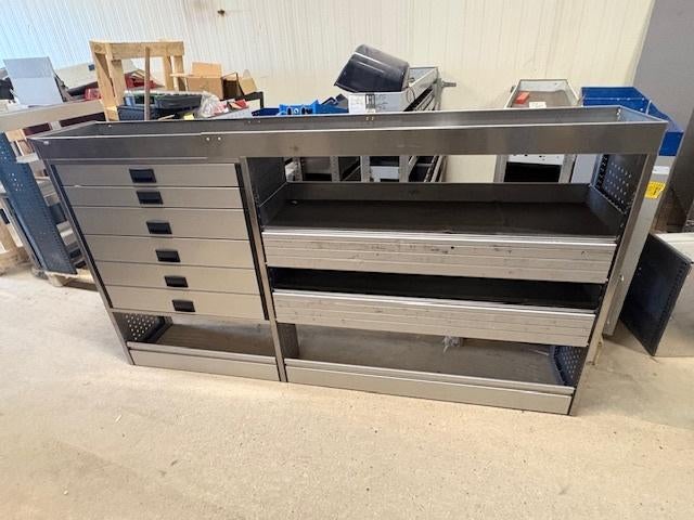 ALUCA (1155) L227 B42 H135 €999, Ophalen, Gebruikt