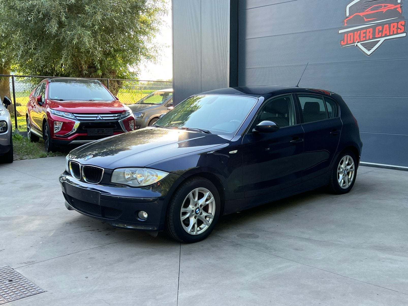 BMW 118i 2.0 BENZINE – AIRCO & CRUISE CONTROL, Auto's, 1 Reeks, Zwart, 4 cilinders, Blauw