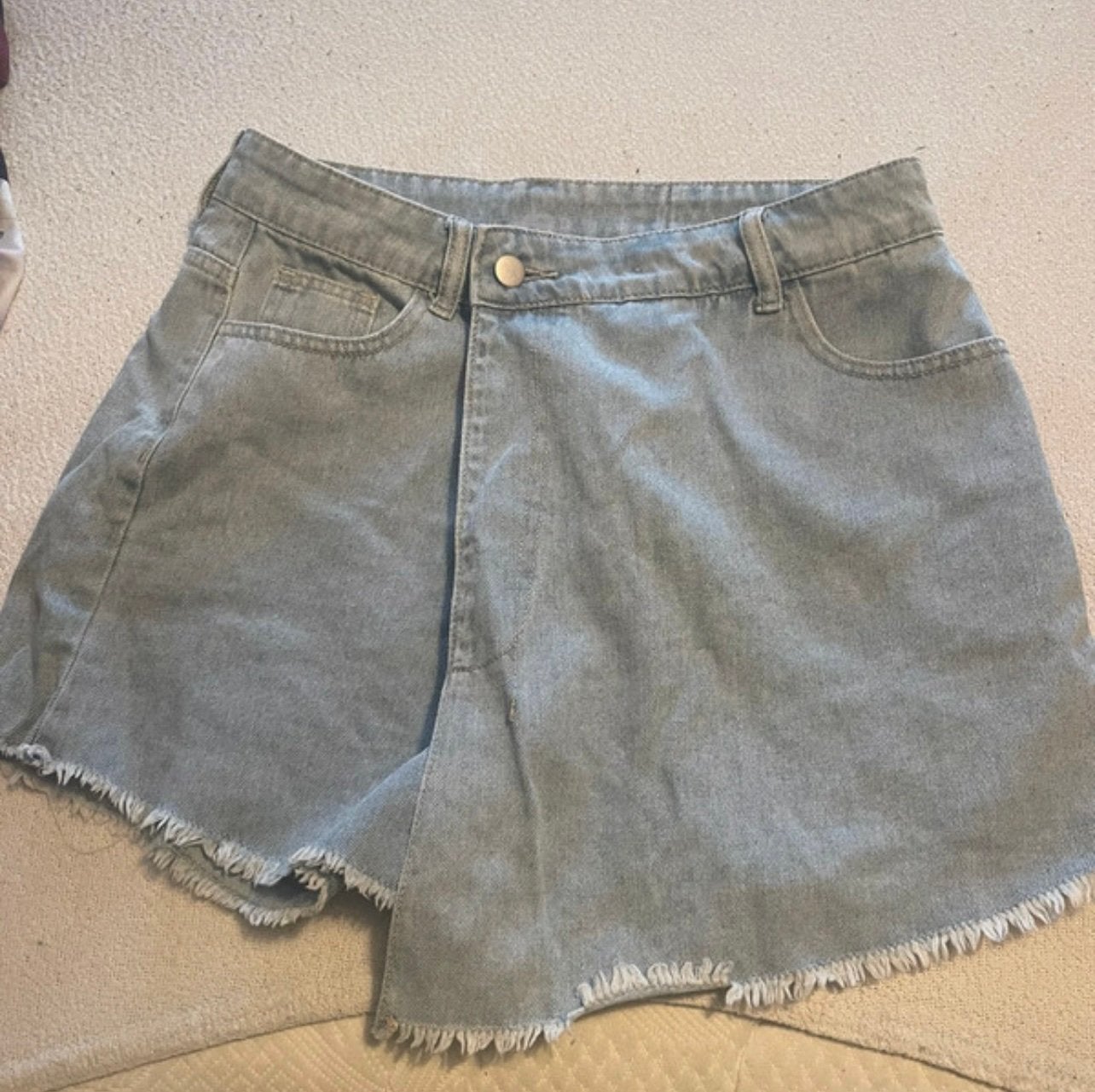 Short en jean, Vêtements | Femmes, Vêtements Femmes Autre, Envoi, Comme neuf