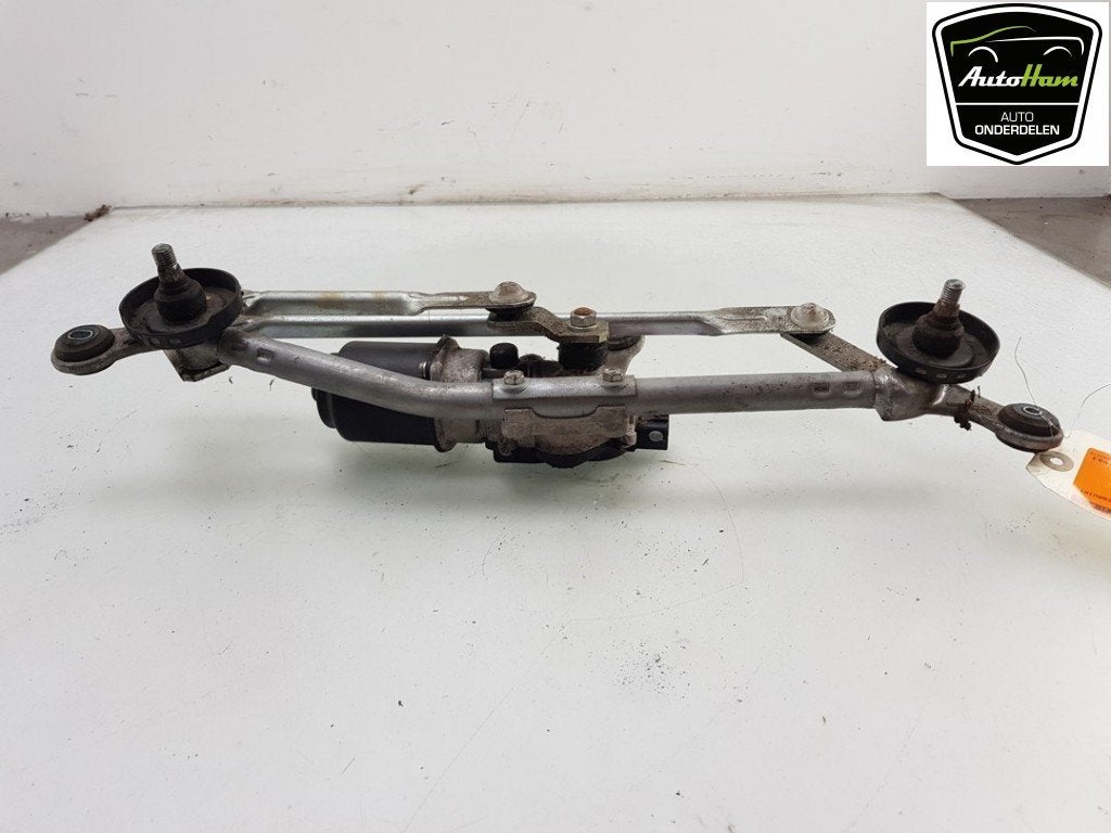 MOTEUR + TRINGLERIE ESSUIE GLACE AVANT Nissan Micra (K13), Germany@nissan-services.eu, Kronenweg 38
50389  Wesseling, DE, Utilisé
