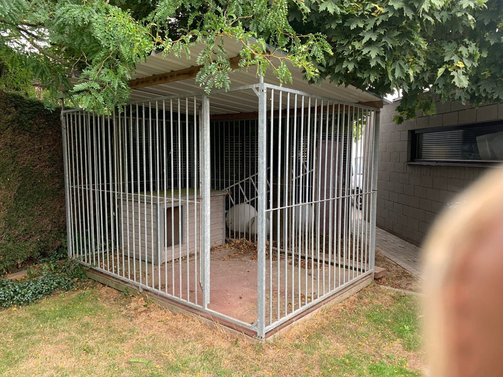 Parc pour chiens avec cage gratuite, Enlèvement, Comme neuf, Chenil chien