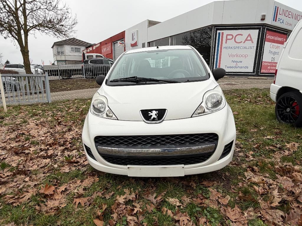 peugeot 107, Auto's, Voorwielaandrijving, Stof, 50 kW, Zwart