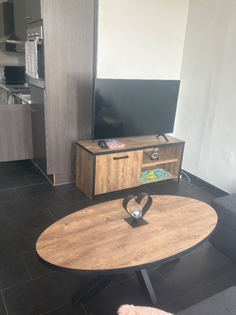 Tv meubel en salontafel, Ophalen, Zo goed als nieuw