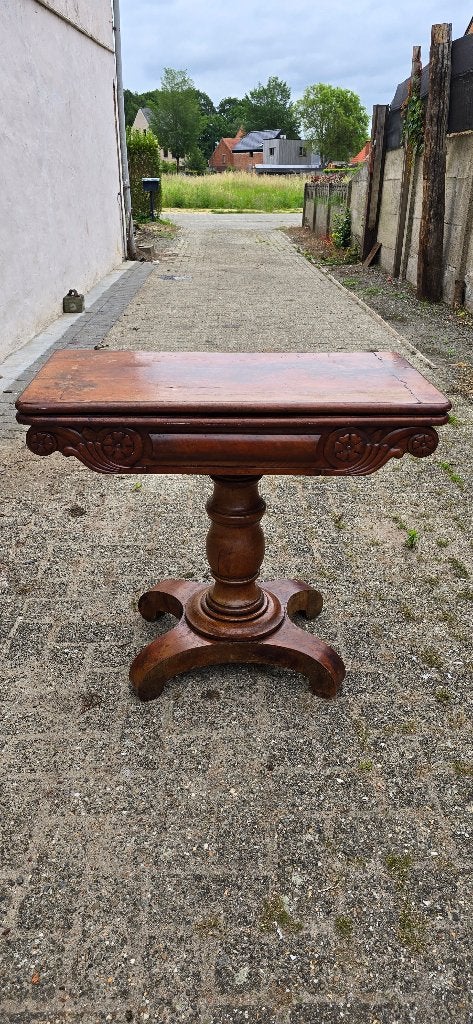 Kaarttafel met klapblad, Ophalen