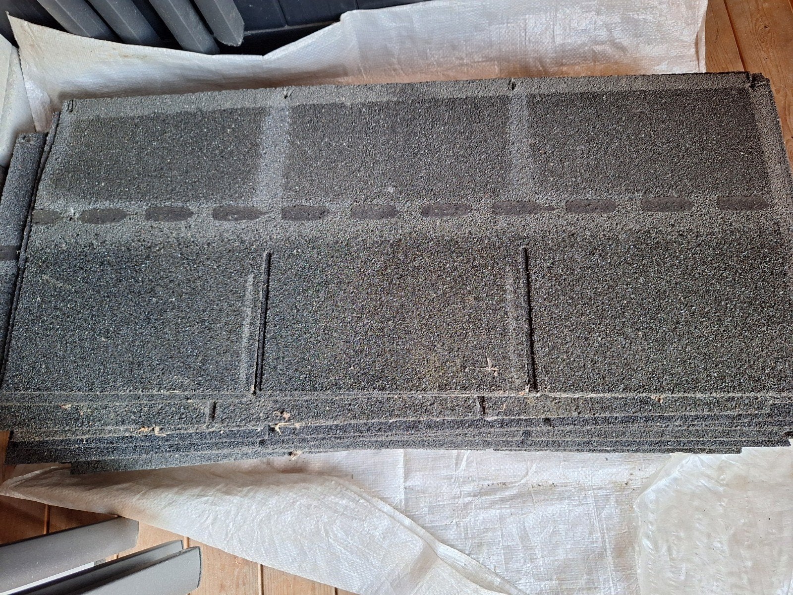 shingles 53 + 15 stuks, Ophalen, Overige materialen, Gebruikt, Zwart