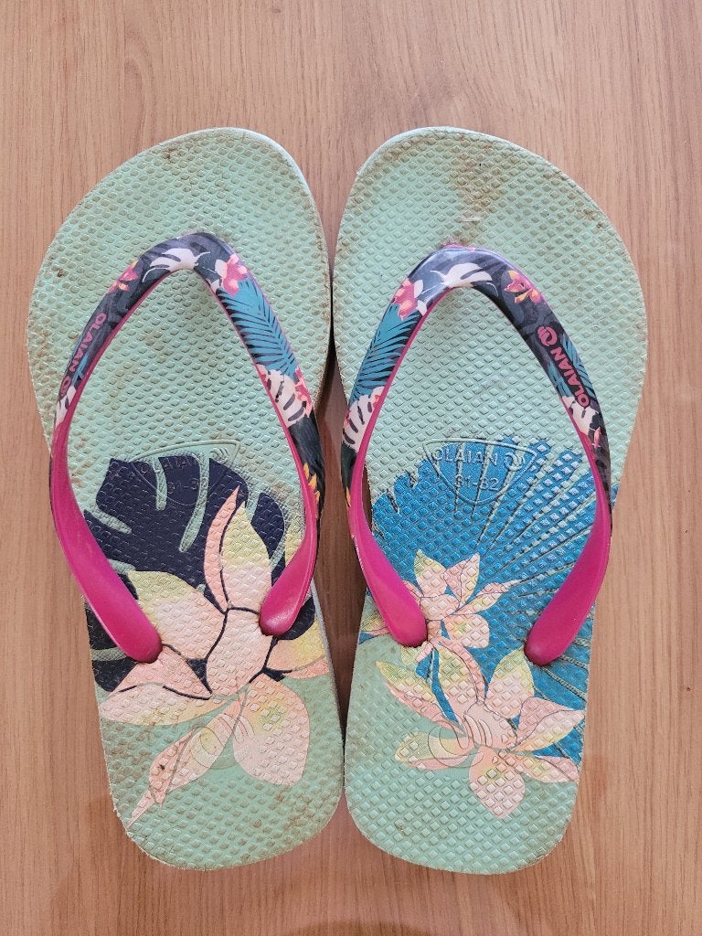 Teenslippers maat 31/32 (Olaian), Enlèvement, Utilisé, Olaian