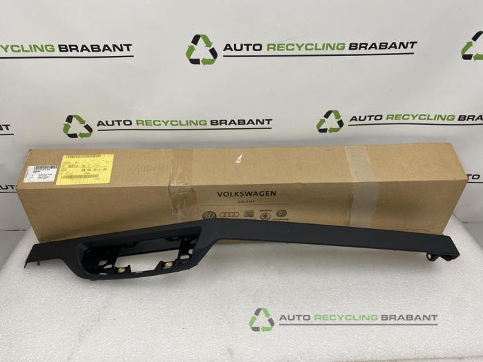 Bande décorative de tableau de bord d'un Audi A1, -, 3 mois de garantie, Utilisé, -