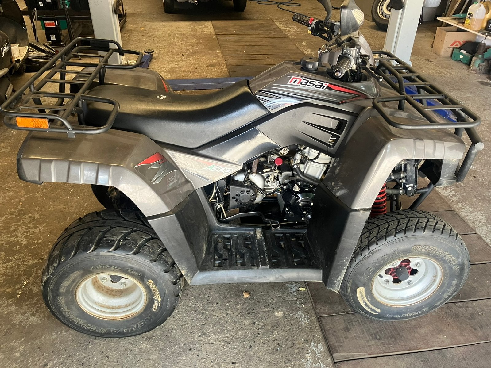 Quad masai 300cc automaat goede staat, Motoren