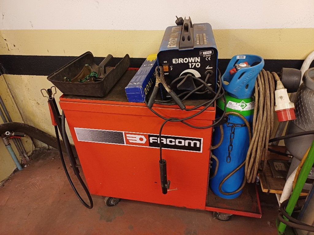 OUDE LASPÖST HALFAUTOMAAT FACOM, Ophalen, Gebruikt