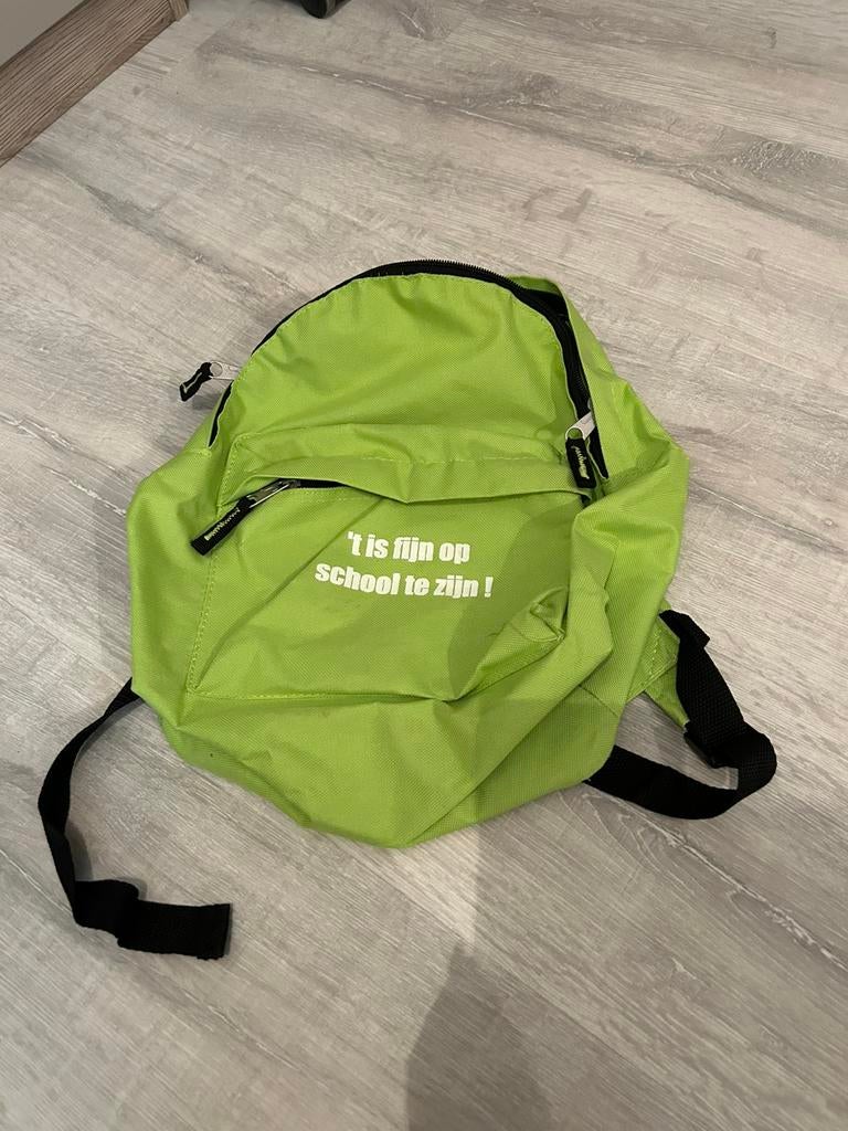 Rugzakje groen, Verzenden, Zo goed als nieuw