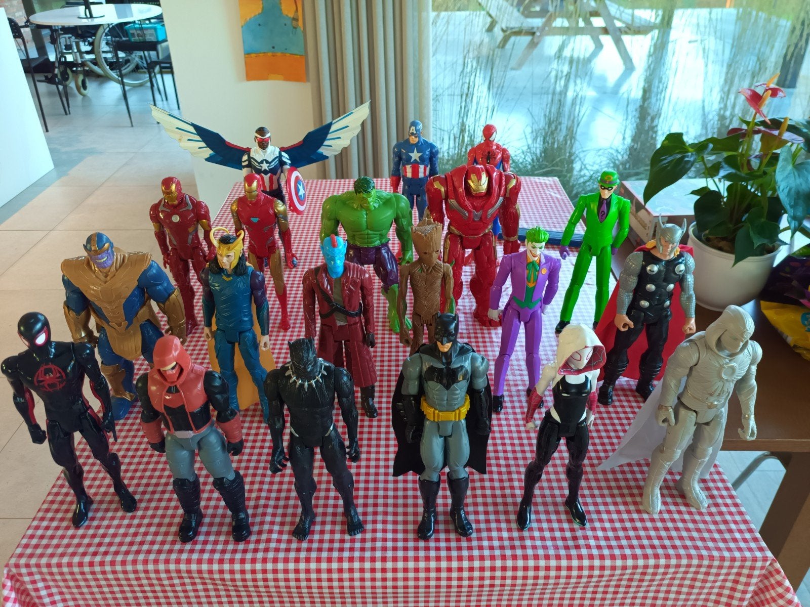 20 actiehelden/actiefiguren 30cm, Tickets en Kaartjes