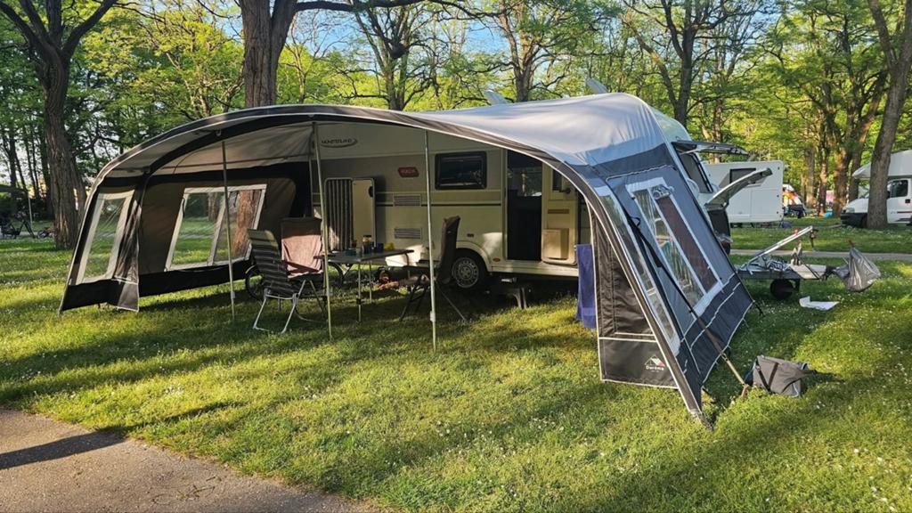 Caravan lmc 490K style te koop!!, Caravanes & Camping, Jusqu'à 6, LMC et Münsterland, Particulier, 1000 - 1250 kg