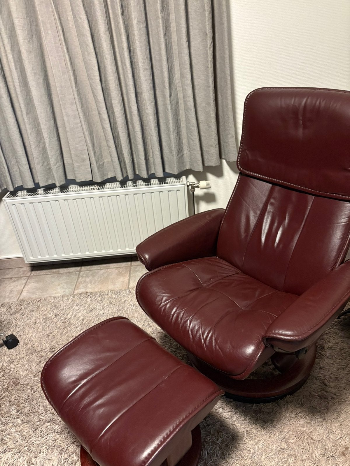 Stressless bordeaux, Huis en Inrichting, Ophalen, Zo goed als nieuw