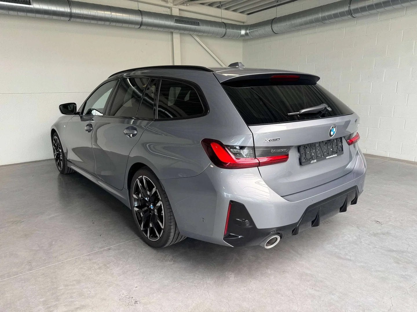 BMW 3 Serie 330 Touring 330i xDrive - M-PAKKET - TREKHAAK -, Cuir, Argent ou Gris, Achat, Phares entièrement LED
