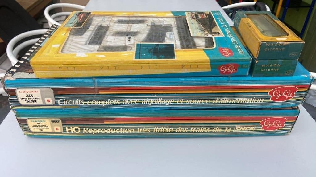 Ensemble ferroviaire GEGE 2 boites avec complements, Hobby en Vrije tijd, Modelbouw | Overige, Ophalen of Verzenden