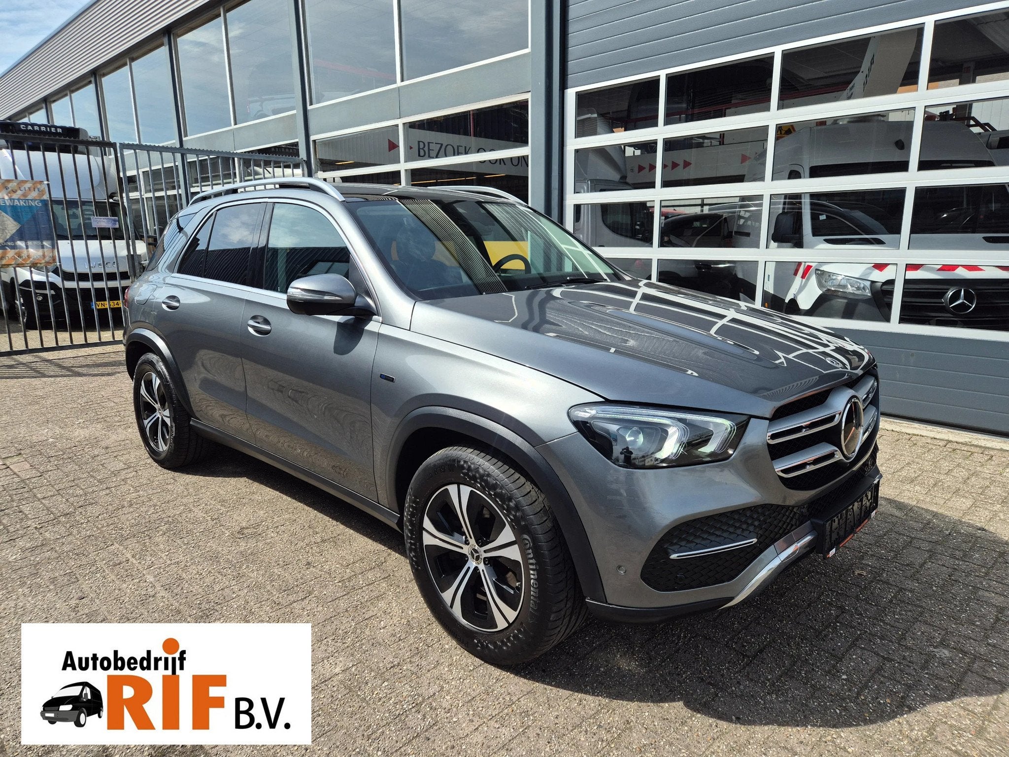 Mercedes-Benz GLE 350de/ 4WD/ Pano/ Full/ EXPORT (bj 2021), Automaat, Dealer onderhouden, 2800 kg, GLE