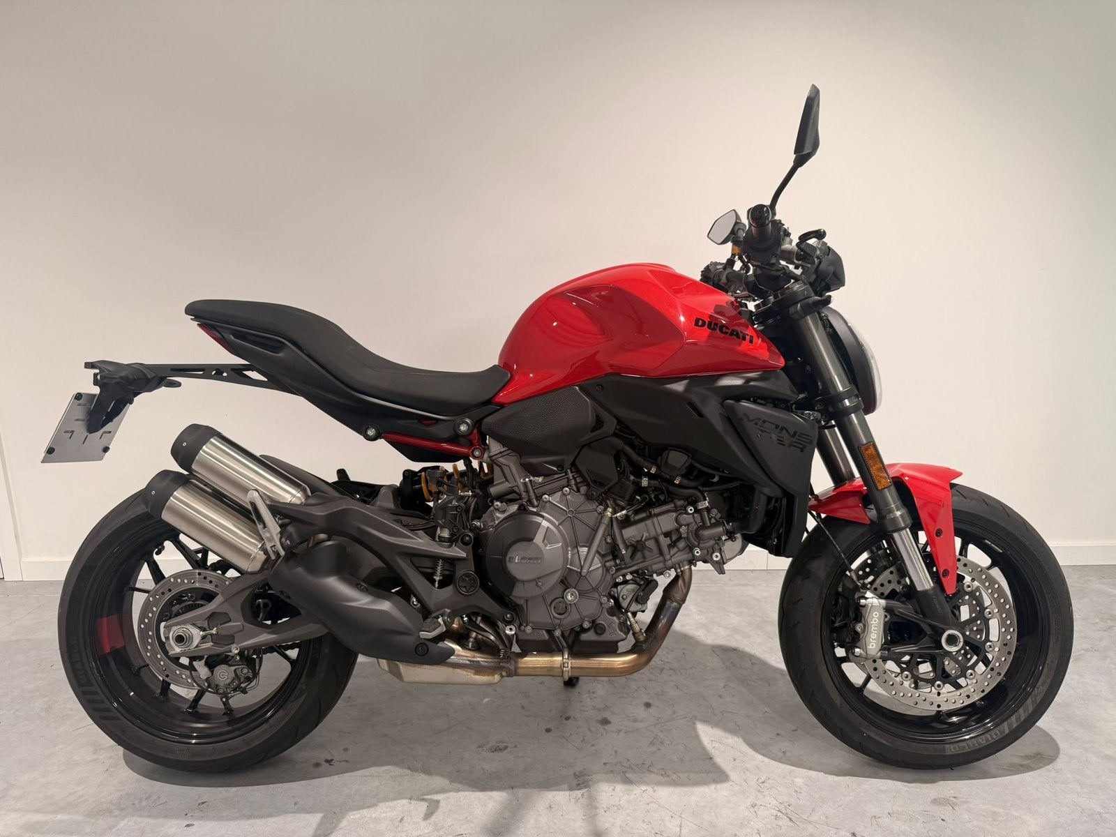 Ducati Monster V2 2026, 1200km BTW motor, Motoren, Bedrijf