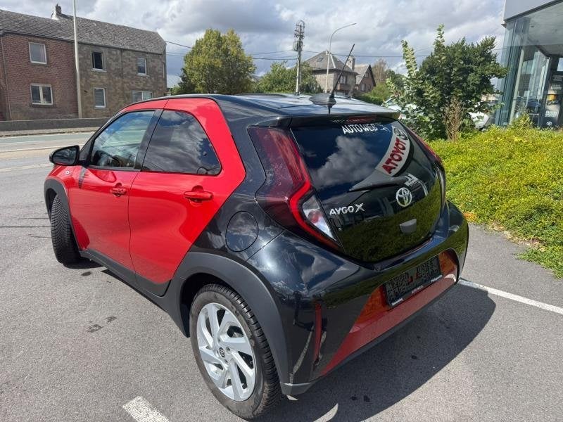 Toyota Aygo Hatchback 1.0L MT X pulse + tech pack, Auto's, Toyota, Euro 6, 109 g/km, 72 pk, Handgeschakeld