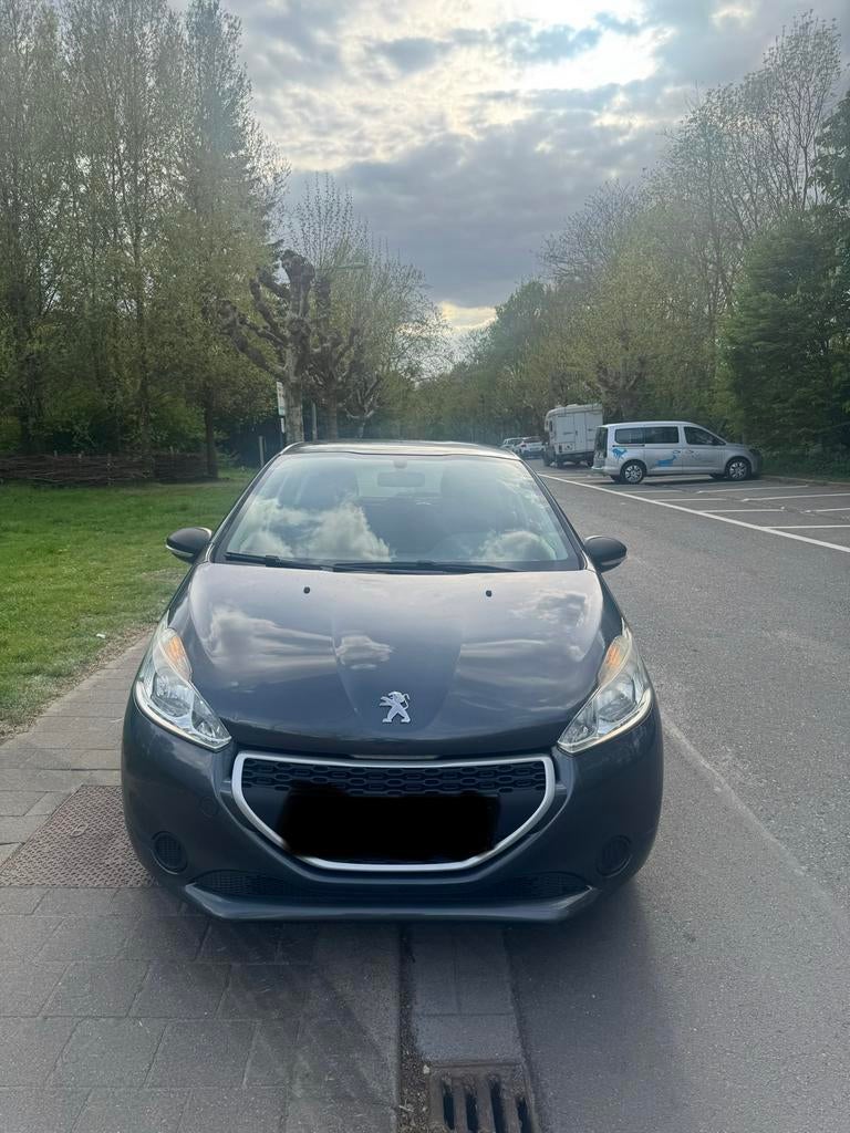 - NETTE PEUGEOT 208 GEKEURD VR VERKOOP -, Auto's, Handgeschakeld, 5 deurs, Particulier, Onderhoudsboekje