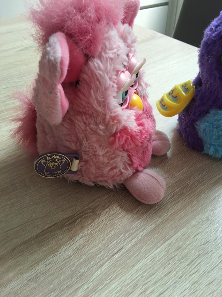 Furby 1998-1999, Enlèvement