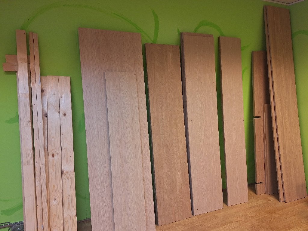 Hout, Enlèvement