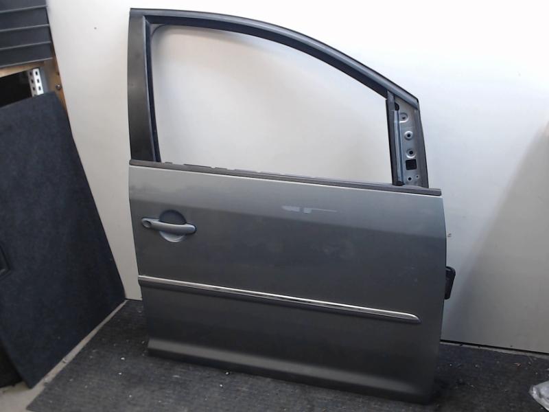 PORTIER RECHTS VOOR Volkswagen Touran (1T1 / T2), Auto-onderdelen, Gebruikt, De Bloemendaal 21 21
5221 EB  'S HERTOGENBOSCH, NL