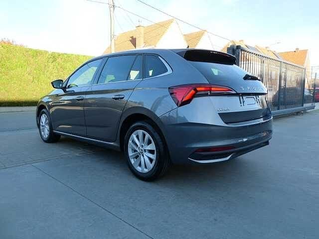 SKODA Scala 1.0 TSi 115pk Automaat Business Luxe Camera '25, Autos, Euro 6, Entreprise, Automatique, 83 kW