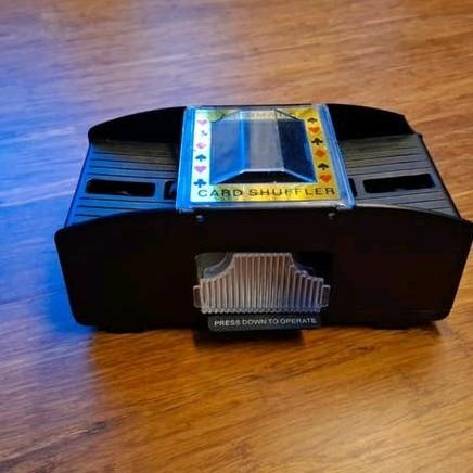 Automatische kaartschudder, Ophalen