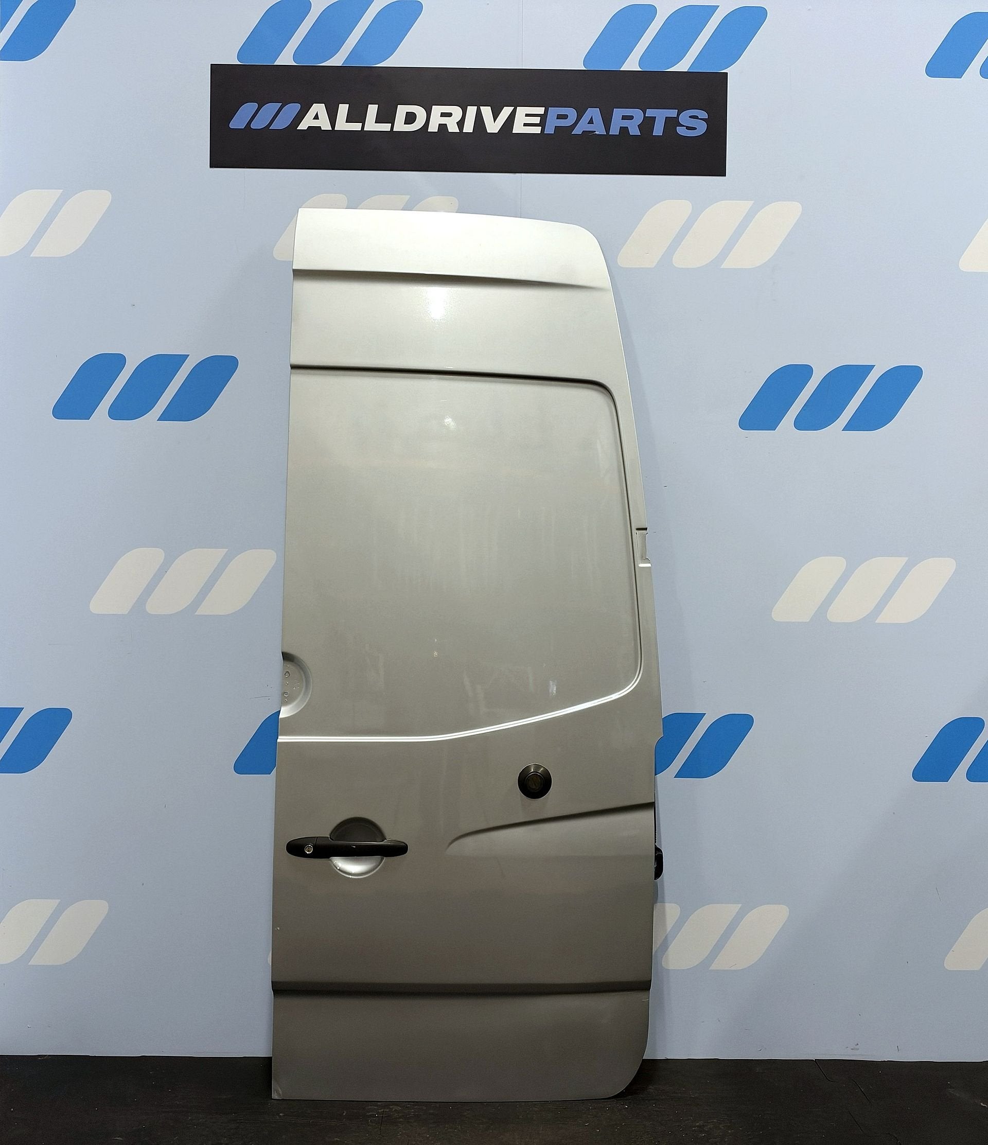 Mercedes Sprinter W906 porte arrière droite H2 gris argent A