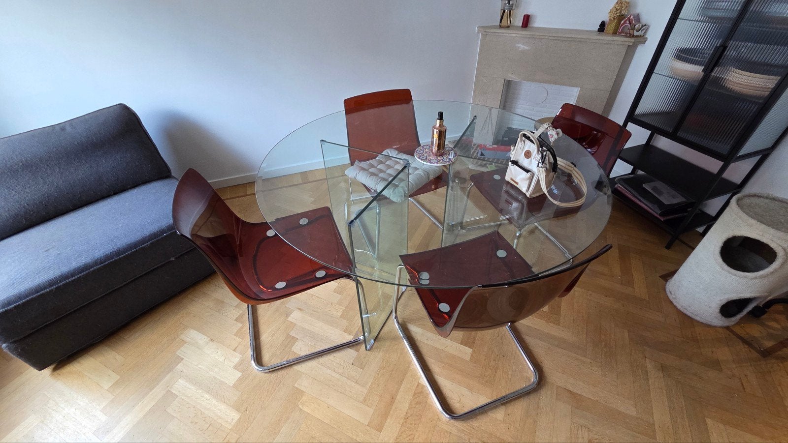 Table ronde en verre 137 cm + 4 chaises, Maison & Meubles, Tables | Tables à manger, Enlèvement, Verre