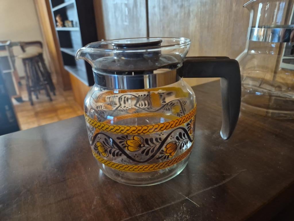 Retro vintage koffiekan bloemen '70, Ophalen
