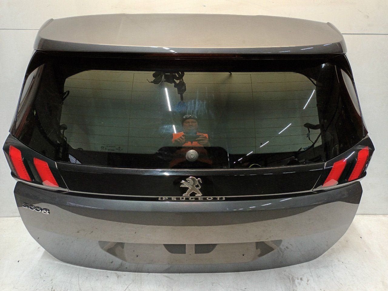 Achterklep Peugeot 5008, Auto-onderdelen, Onderdelen@venauto.nl, Van der Ven Autorecycling B.V., Gebruikt, Ettenseweg 76, 4706 PB Roosendaal, The Netherlands