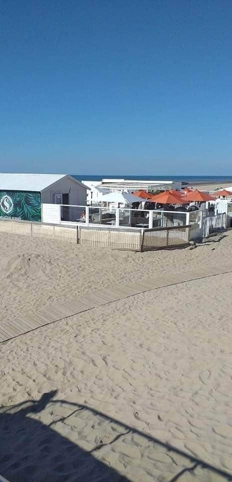 Beschikbaar op heden aan zee.   ⁰, Eigenaar
