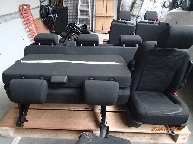 Stoelen VW Caravelle 2024, Auto-onderdelen, Interieur en Bekleding, Ophalen, Nieuw, Volkswagen