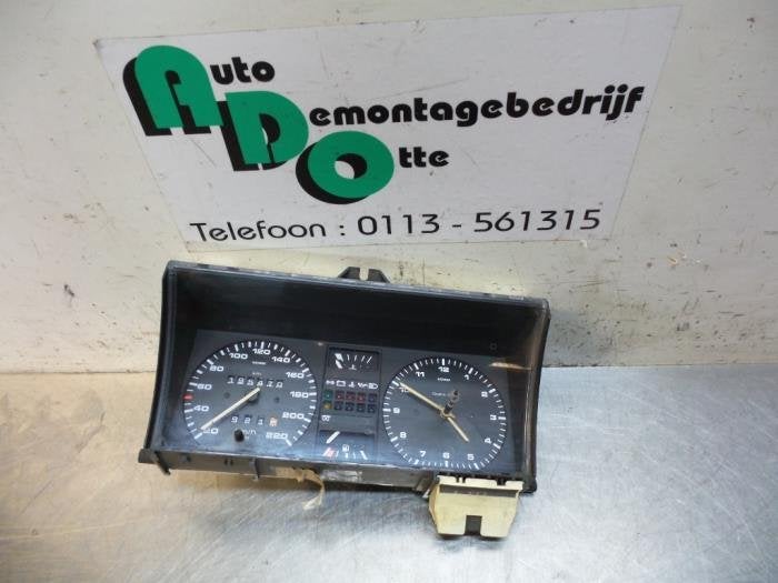 Instrumentenpaneel van een Volkswagen Golf (Golf 83-), Auto-onderdelen, Dashboard en Schakelaars, Gebruikt, 3 maanden garantie