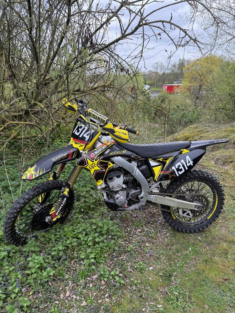 2016 Suzuki rmz 250 full cross, Motoren, Sportuitlaat, Gebruikt, Particulier, Crossmotor