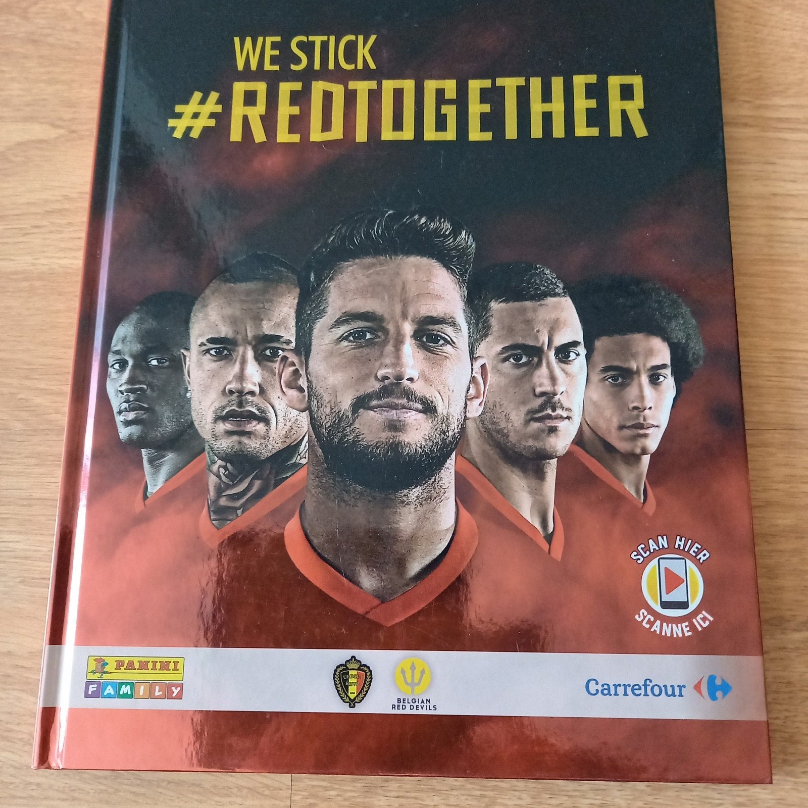 PANINI>RODE DUIVELS> JAAR 2018, Ophalen of Verzenden