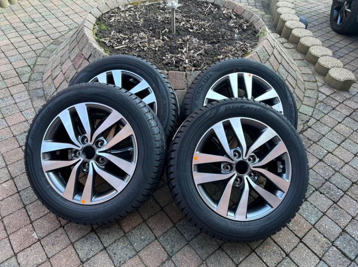 Pneus hiver 16’. X114,3, Autos : Pièces & Accessoires, Neuf, Pneus et Jantes, Pneus hiver, 16 pouces
