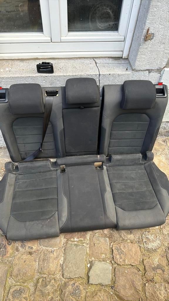 Siège arrière alcantara golf 7.5, Enlèvement, Utilisé