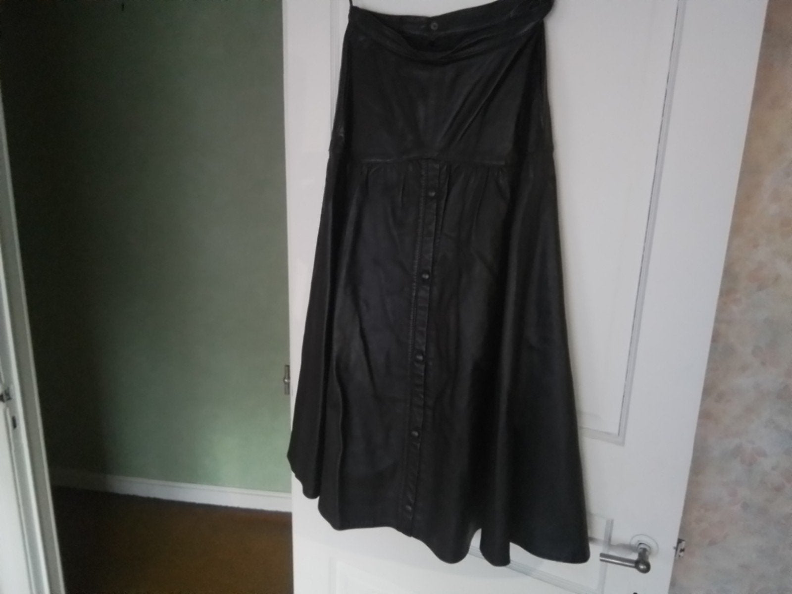 lederen rok, Ophalen, Maat 38/40 (M), Zwart