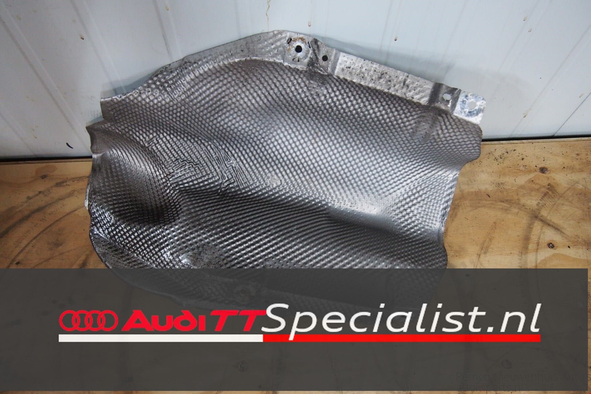 Uitlaat hitteschild Audi TT 8N, Auto-onderdelen, Gebruikt, -, -, -