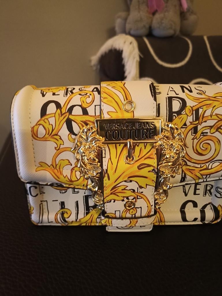 Handtas Versace jeans couture, Handtassen en Accessoires, Tassen | Schoudertassen, Ophalen