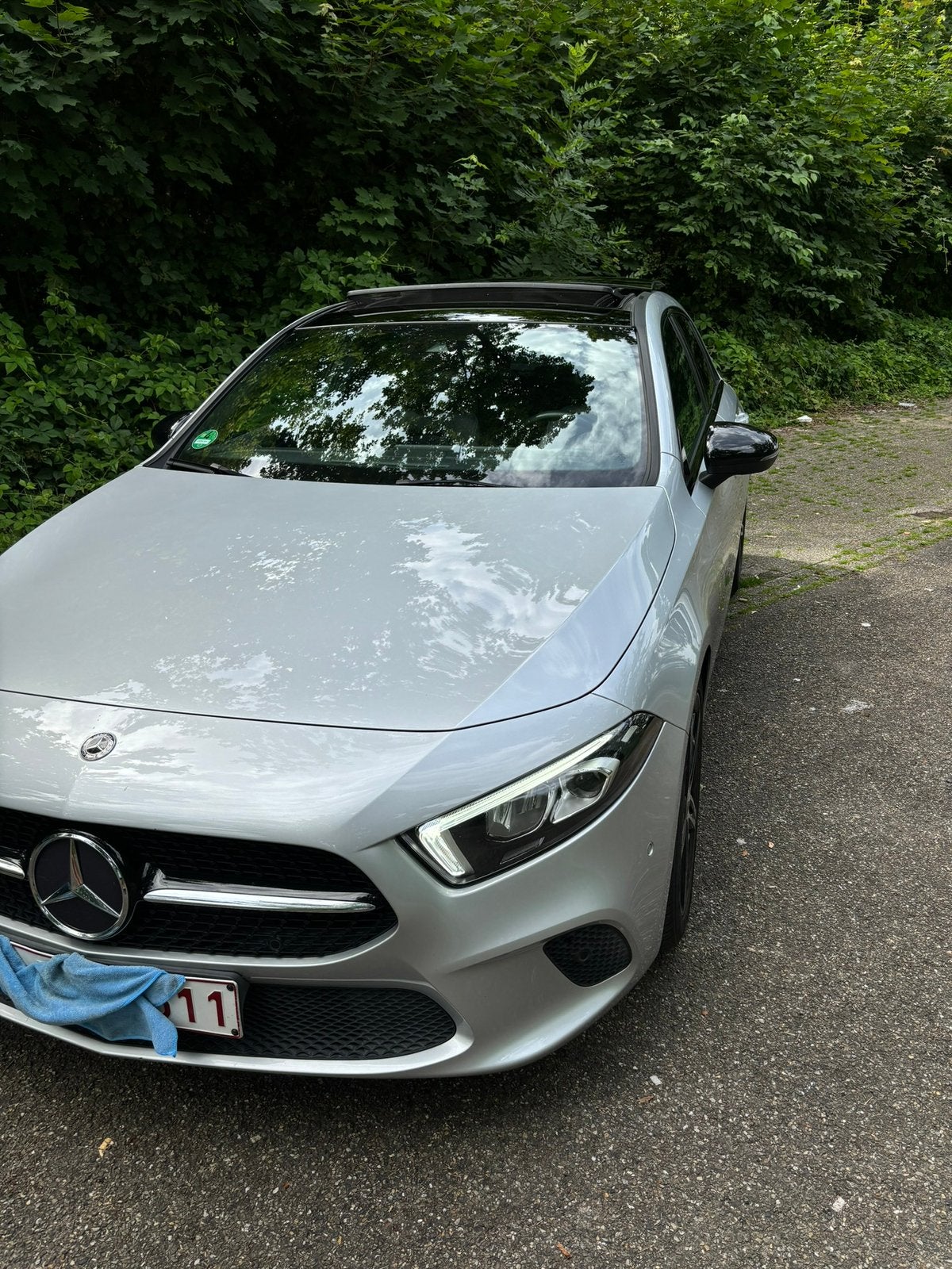 Mercedes A180d Automaat | Panorama | Leder | LED | Camera, Autos, Mercedes-Benz, Cuir, Achat, Euro 6, 1445 kg