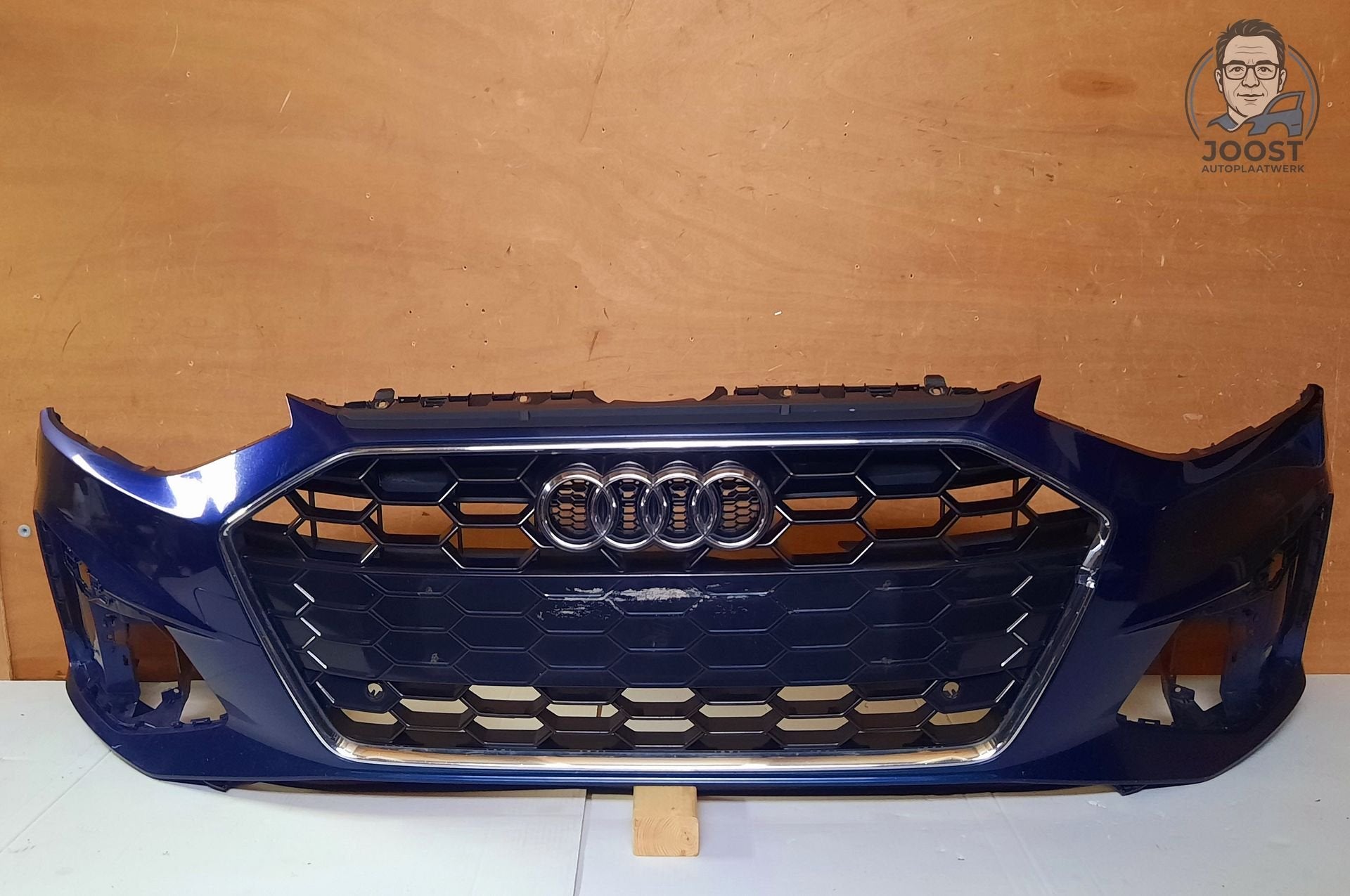 Voorbumper orgineel Audi A4 B9 FL S-Line v.a '20 8W0807437AQ, -, Origine de la pièce connue, Audi, Utilisé