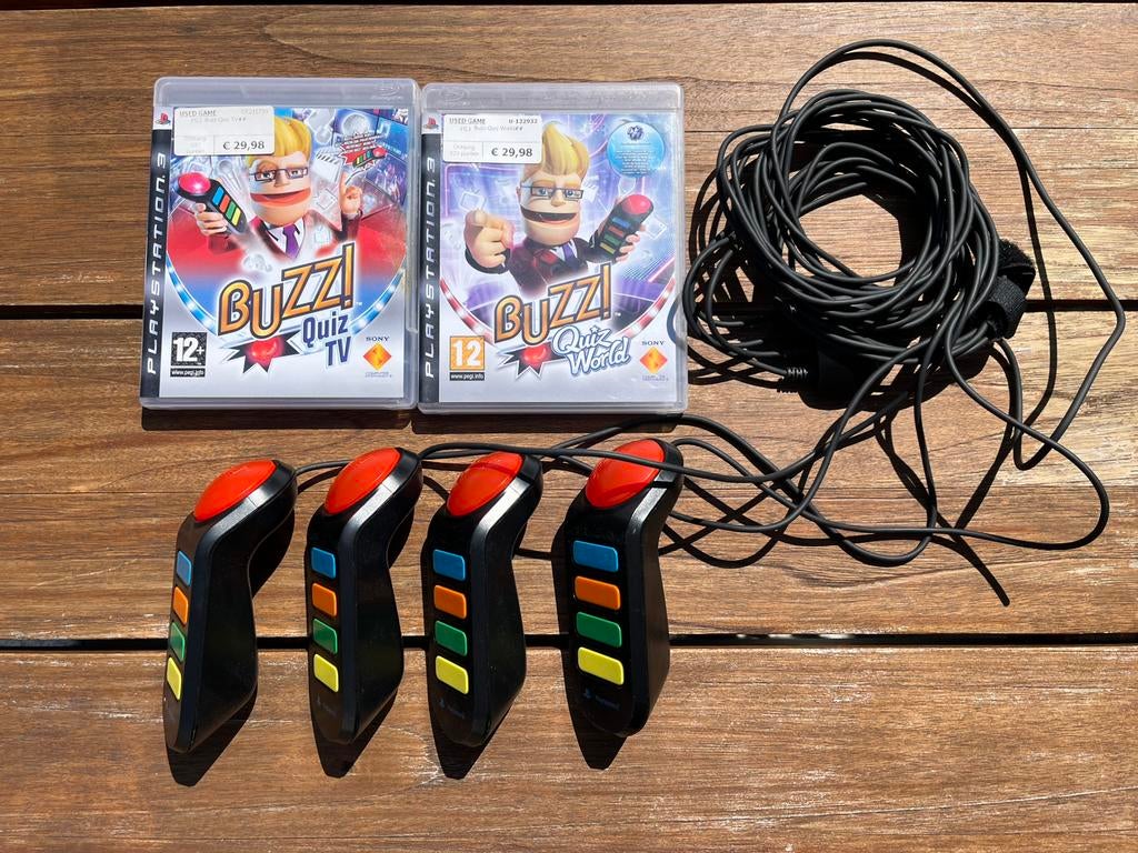 BUZZ Quiz world en BUZZ Quiz TV - ps3, Ophalen of Verzenden, Zo goed als nieuw