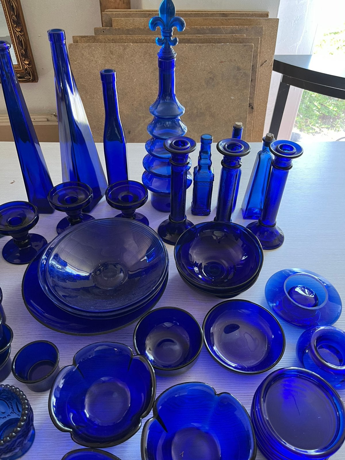 Verzameling kobalt blauw glas , zeer decoratief, Ophalen