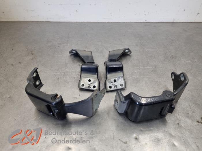 Kit charnières d'un Mercedes Vito, 3 mois de garantie, Utilisé, -, -