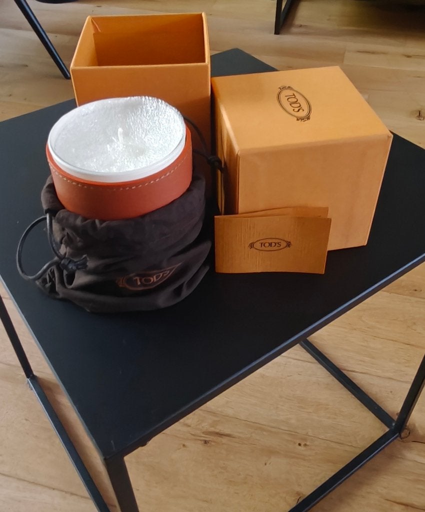 Bougie parfumée de luxe Tod's avec son coffret d'origine, Maison & Meubles, Enlèvement, Neuf, Bougie