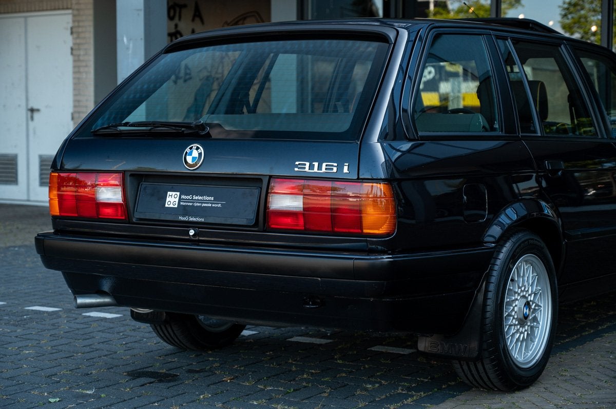 BMW 3-serie 316i E30, Autos, BMW, Achat, 4 portes, Autres couleurs, Tissu