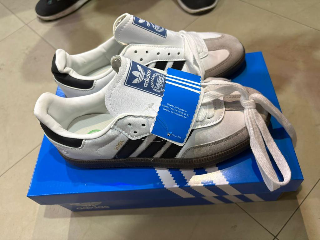 Adidas Samba blanc noir neuves tailles 36 44 avec boite, Enlèvement ou Envoi, Comme neuf, Blanc, Baskets